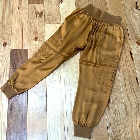 NWT Stunning 5 a 7 cinq a sept Giles Pant in Pecan (color) luxury feel and fit! - Picture 7 of 13